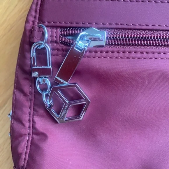 Hedgren RFID Burgundy Crossbody Bag - Picture 3 of 7